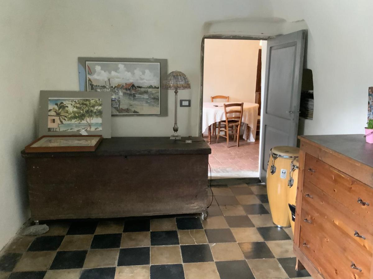 La Garbatella Apartment Erli Luaran gambar